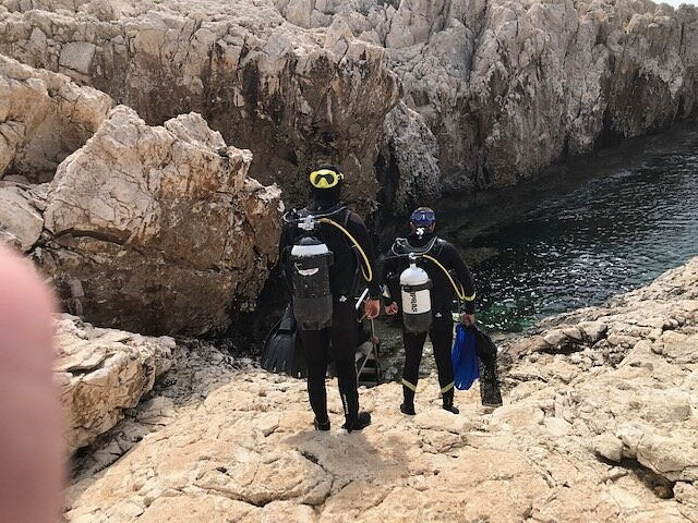 diving-at-the-canyon