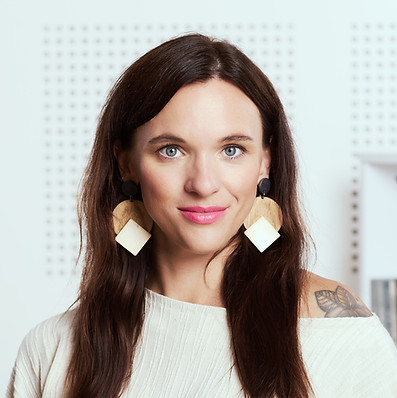 Ivana Foff, externí pracovník