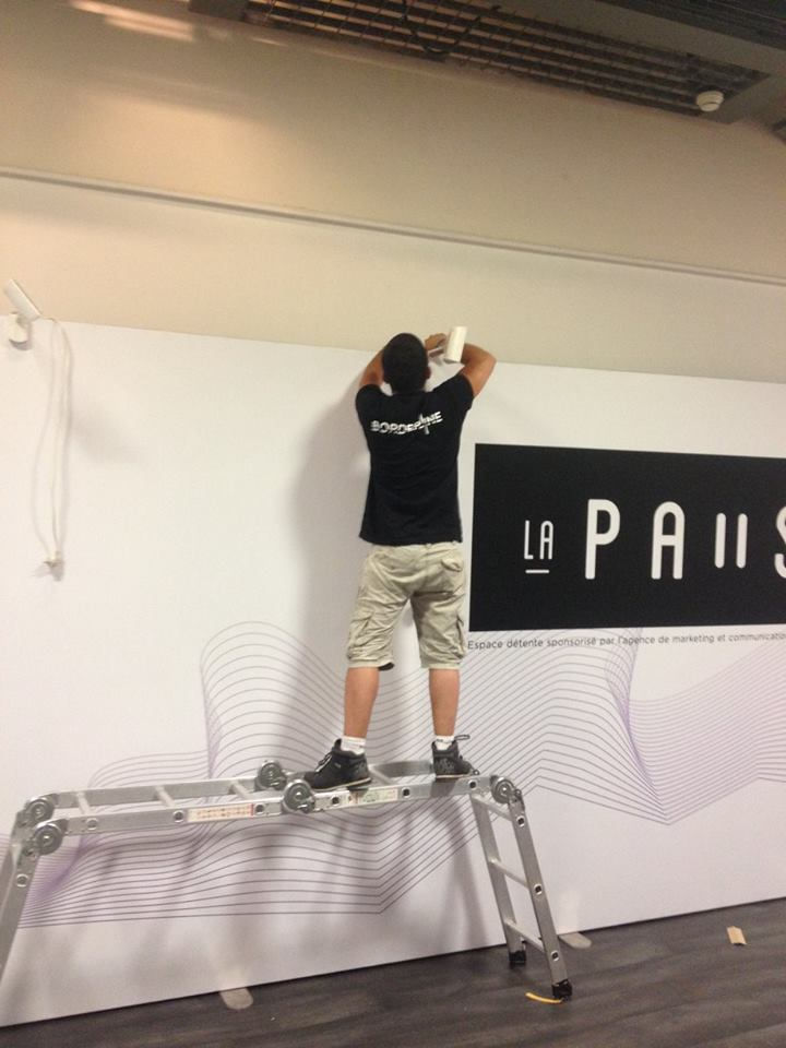 LA PAUSE