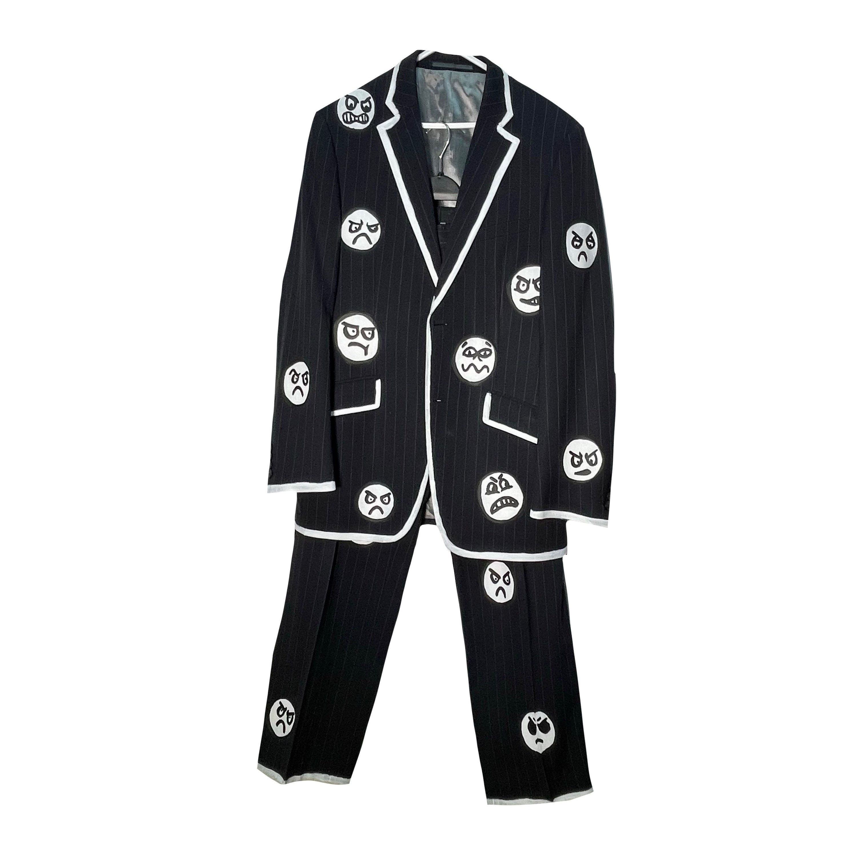 hand painted faces suit front