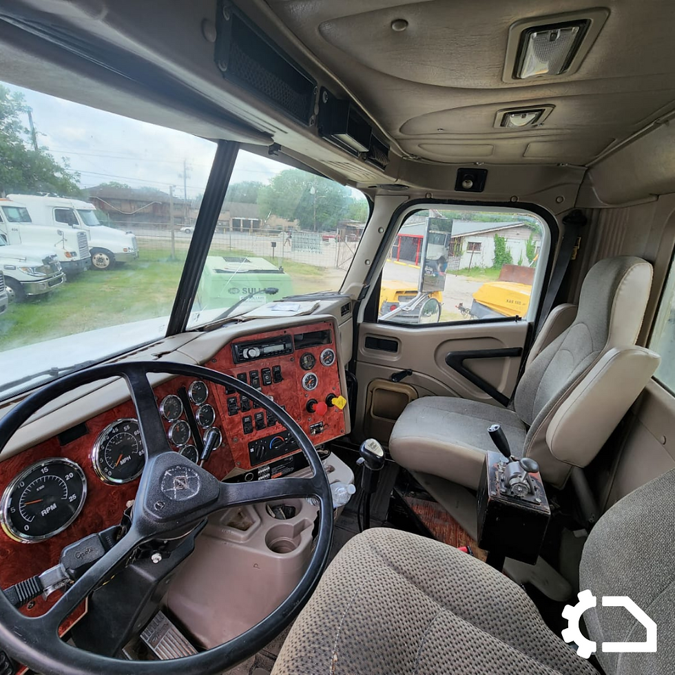 Thumbnail: INTERNATIONAL 9200 DAYCAB