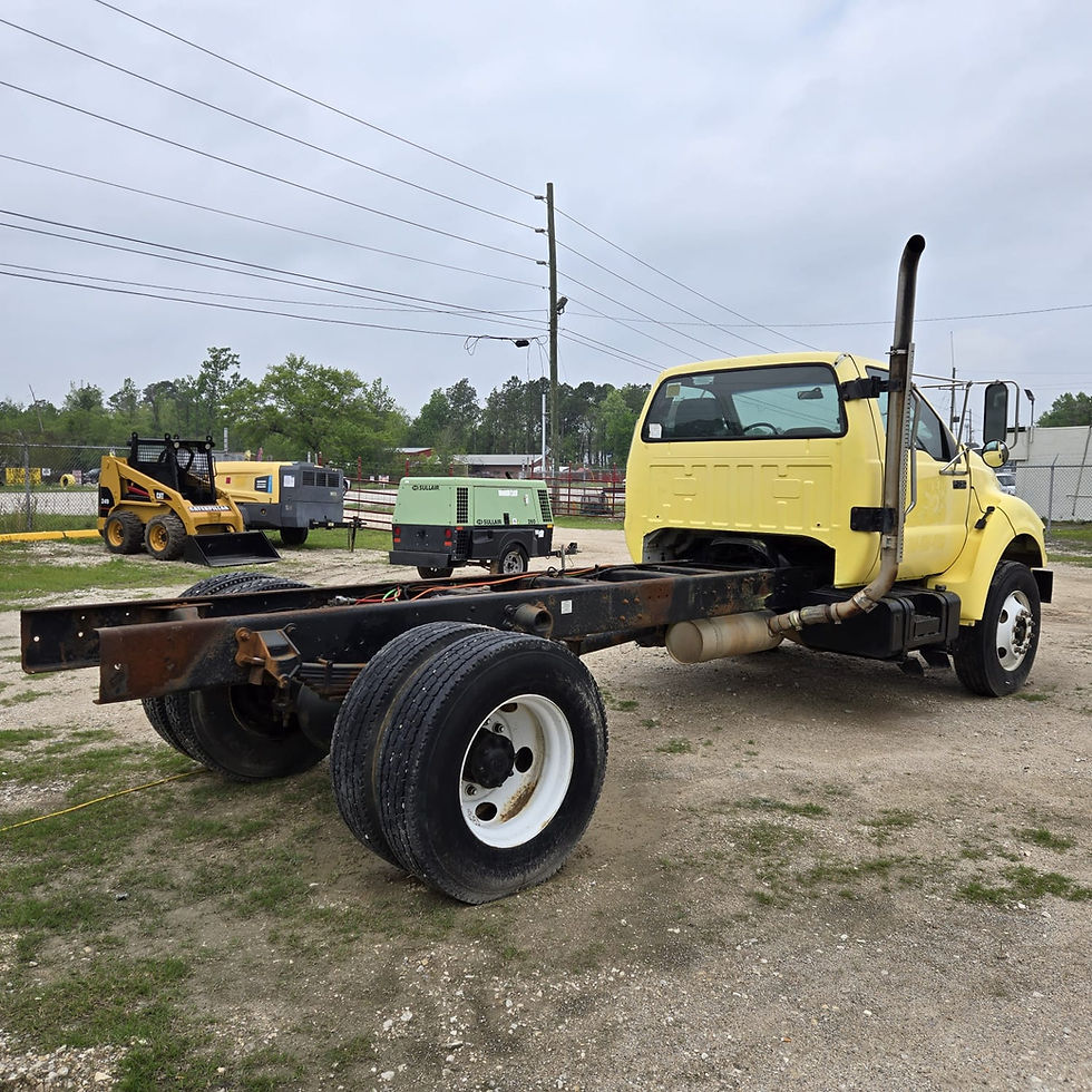 Thumbnail: FORD F750 CAB &amp; CHASSIS TRUCK