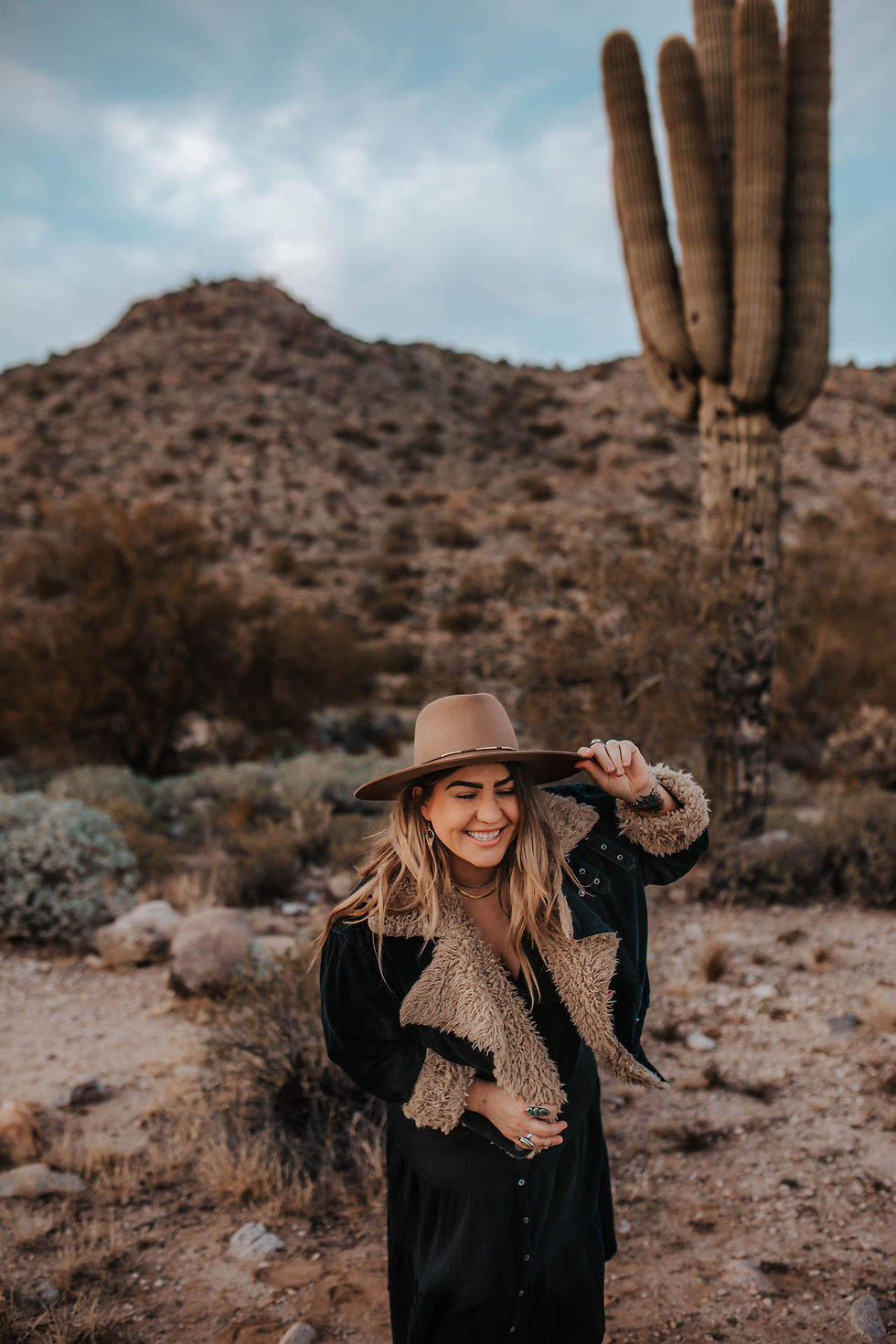 Arizona table maker
