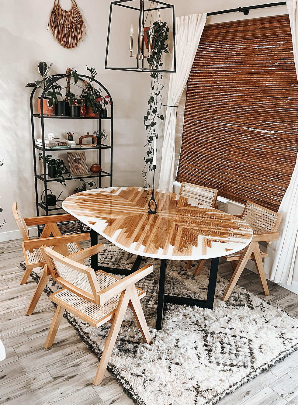 Arizona epoxy table