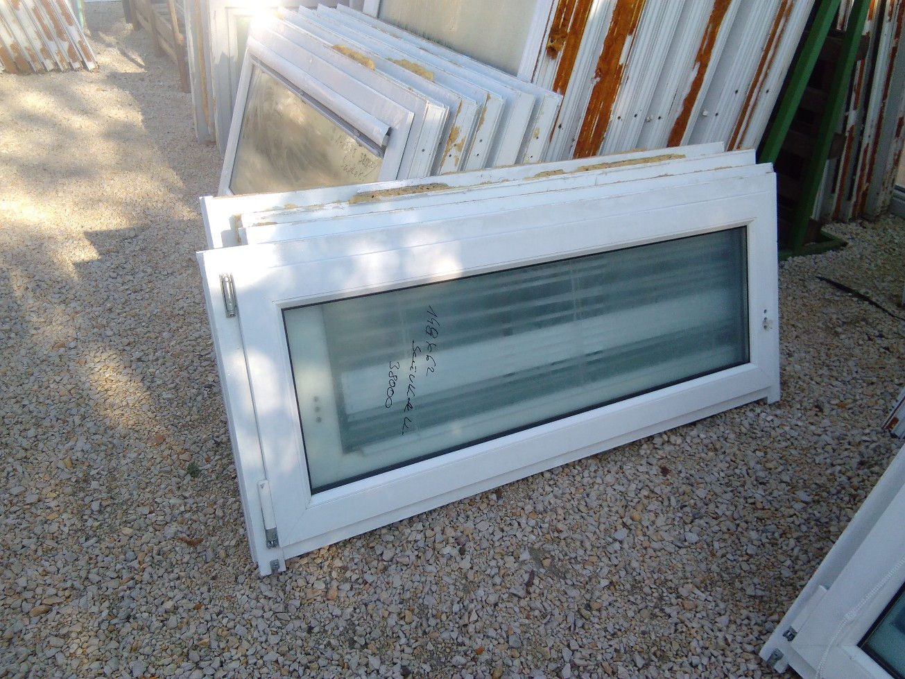 1db 148x62 bukó-nyíló (SZÜRKE FAMINTÁS KÜLSŐVEL)