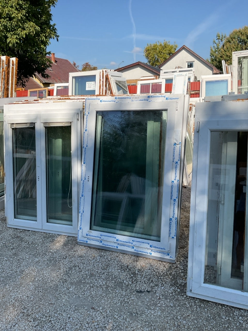 2db 107x156 bukó-nyíló (3 RÉTEG ÜVEG)