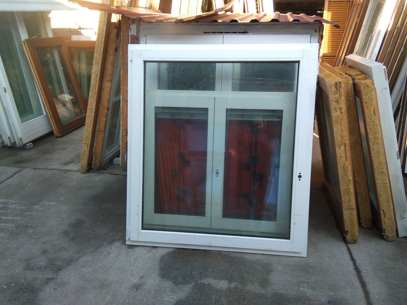 1db 123x143 bukó-nyíló (ÚJ,ALUMÍNIUM KÜLSŐS)