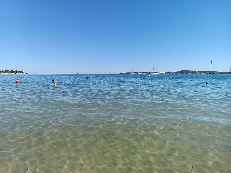 Plage à Port Grimaud
