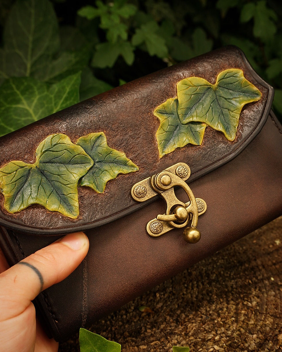 Miniaturbild: Kleine Handtasche/Geldbörse „Ivy“