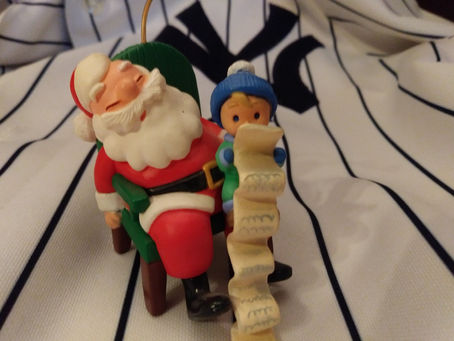 The Tuesday Discussion: Holiday Gift Recommendations