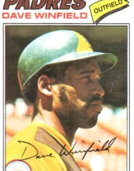 Card-by-Yankees Card: The 1977 Topps Set, Card #390, Dave Winfield (Article 73)