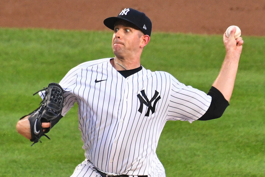 Paxton Delivers - Photo Courtesy of Robert Sabo, NY Post