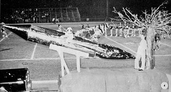 Parade Float.jpg