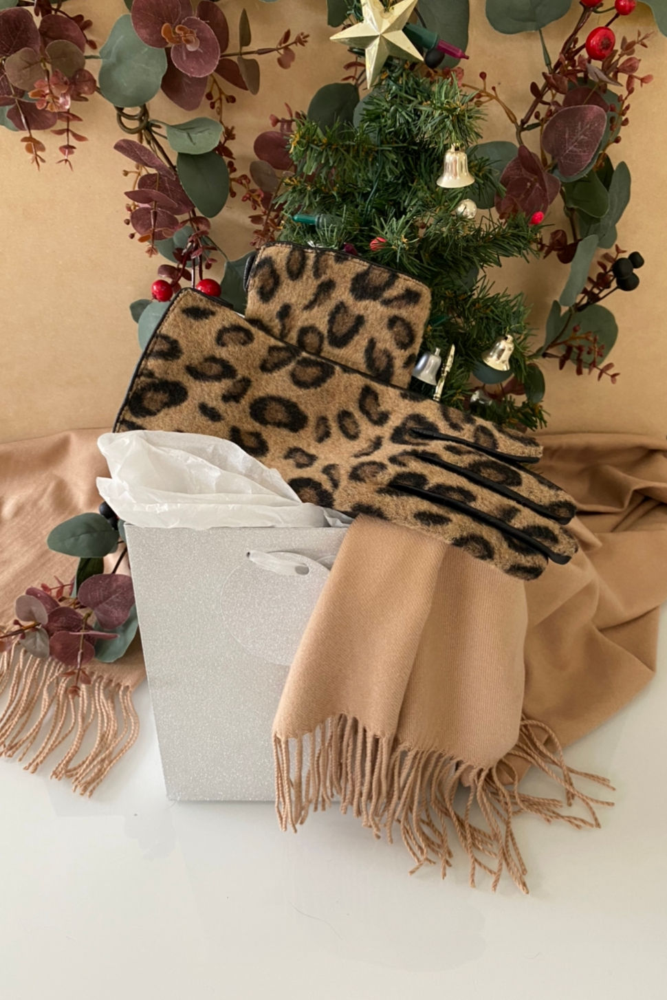 Thumbnail: Camel Cashmere Shawl/Scarf