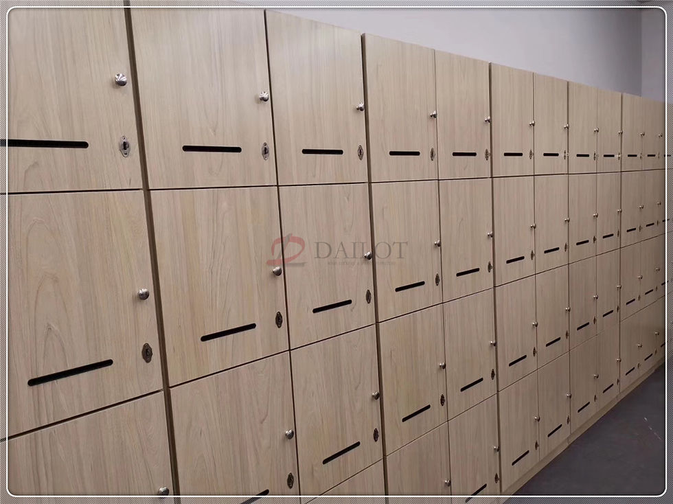 Thumbnail: Gym Lockers with Keys