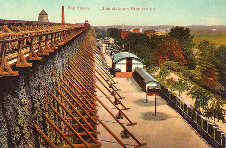 1926 Spielplatz am Gradierwerk.jpg