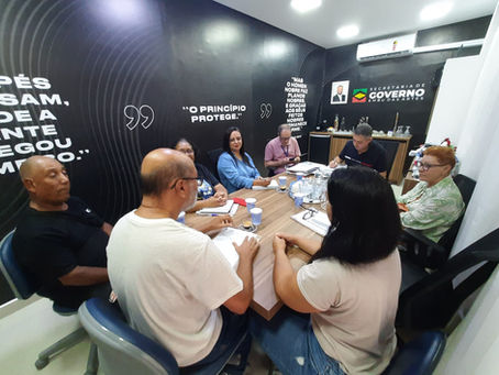 diretoria do SINDSERV reunida com a Prefeitura