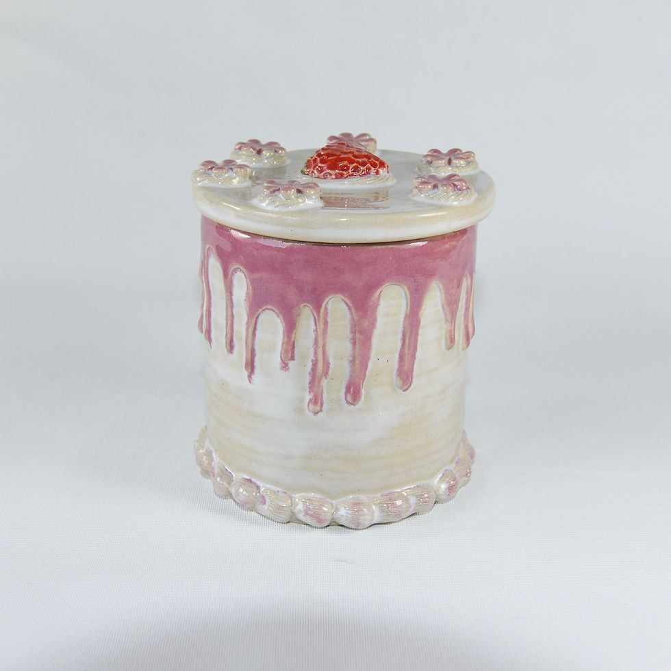 Boîte gâteau coulures fraise