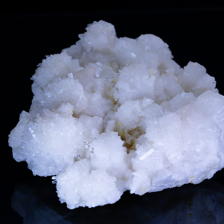 weißer Coelestin auf Schwefel aus Sizilien