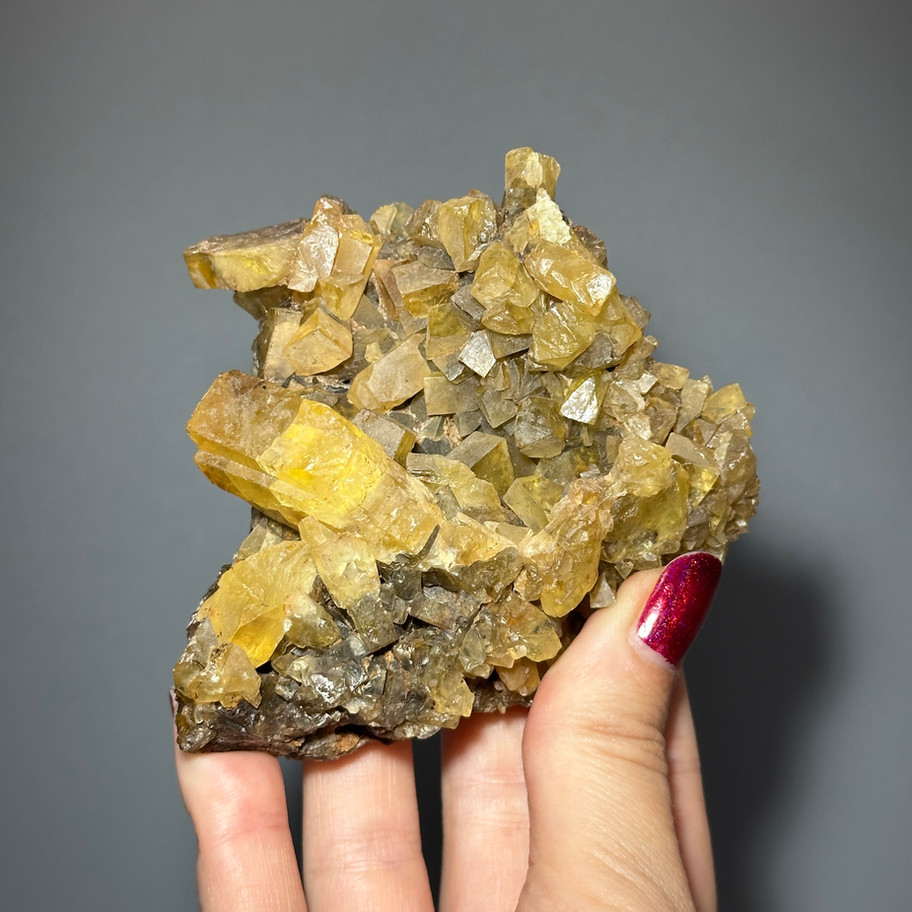 Baryt aus dem Rio Bacchera Quarry in Italien