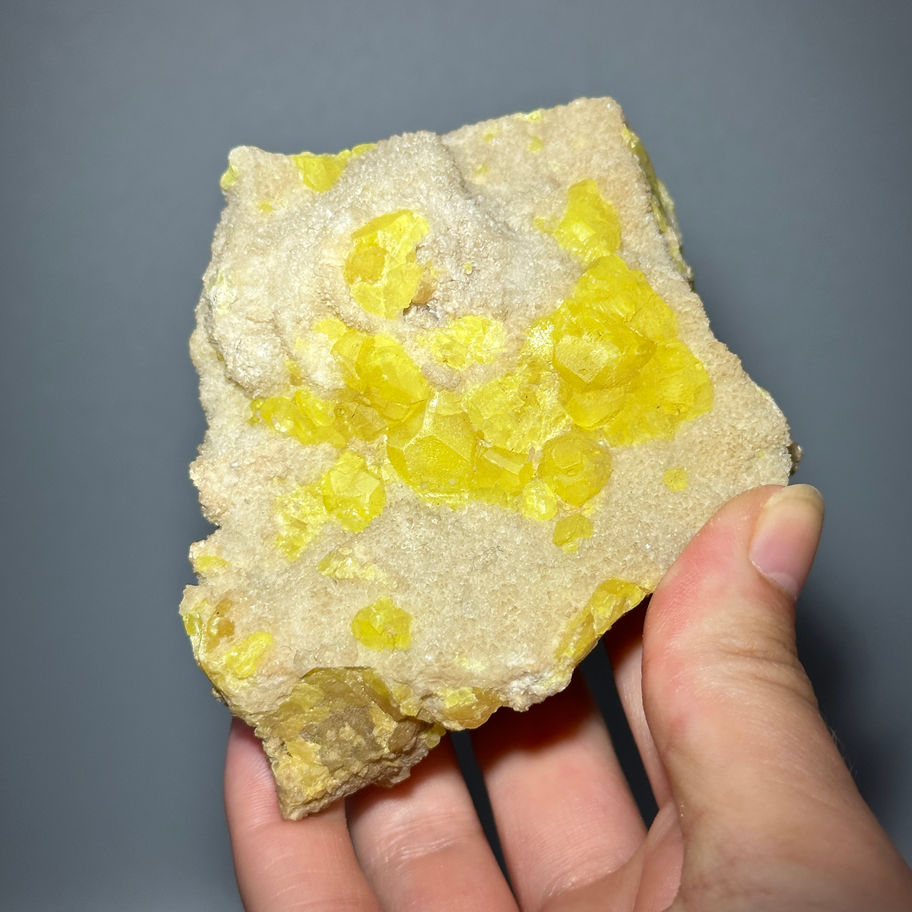 Schwefel aus Sizilien