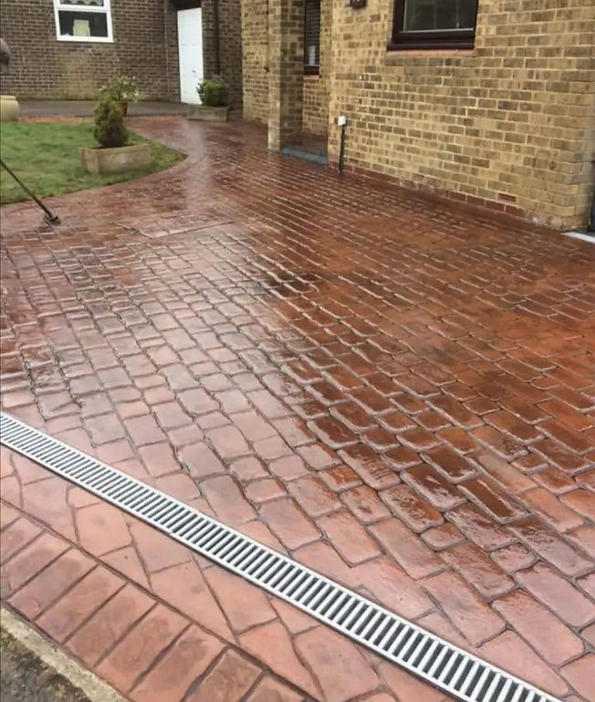 Imprinted concrete paving