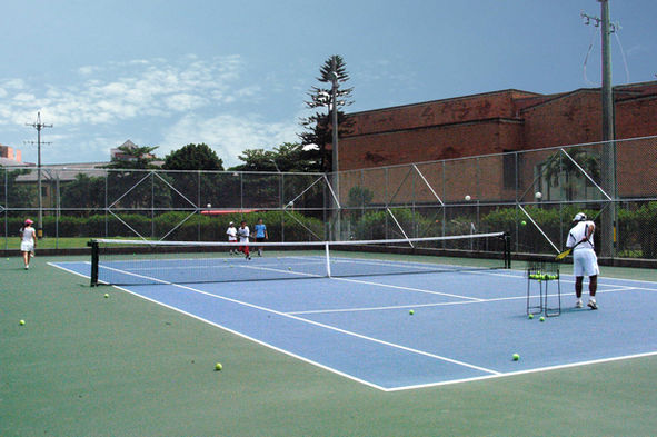 Cancha de tennis UPB (3).jpg