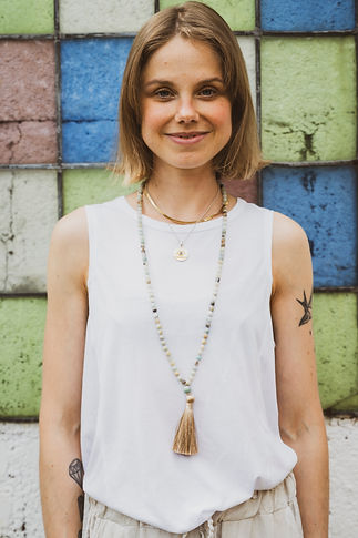 3425FD60-5056-46F9-85F6-988419E43F092025-06-09_Yoga Shooting Katharina-102.jpg