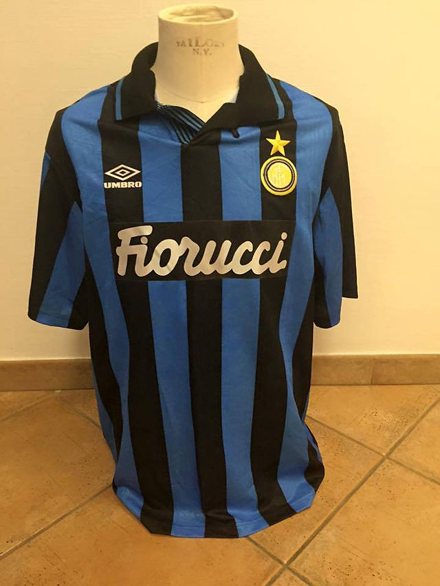 Stagione 1991/92, maglia preparata per Orlando in occasione della partita Taranto-Inter di Coppa It.