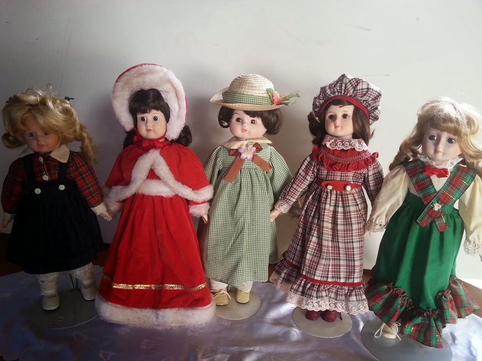 poupées de porcelaine
