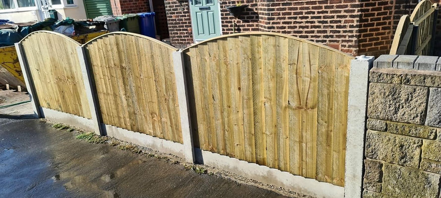 Arched Fence Panels installed from Rowswood Timber