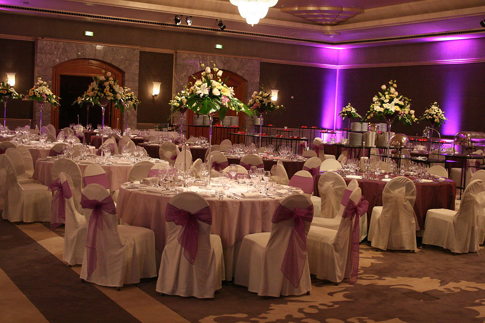 Wedding with purple colour scheme