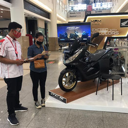 New Normal Dengan Motor Idaman, Datang Aja Di Honda PCX Exhibition Royal Plaza