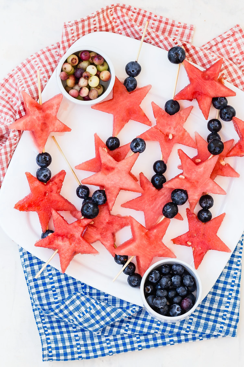 Image and Recipe source: https://weelicious.com/magical-fruits-wands-for-your-fourth-of-july-celebration/