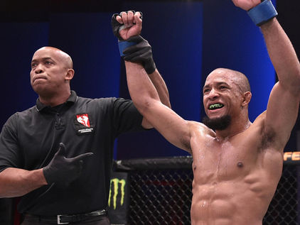 Tony Gravely Talks the Next Steps on his way to UFC Gold