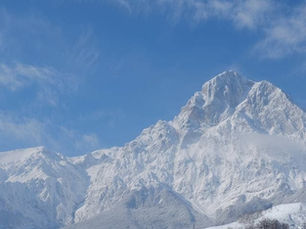 La Magia della Neve sul Gran Sasso: Gennaio 2025 tra Natura e Relax