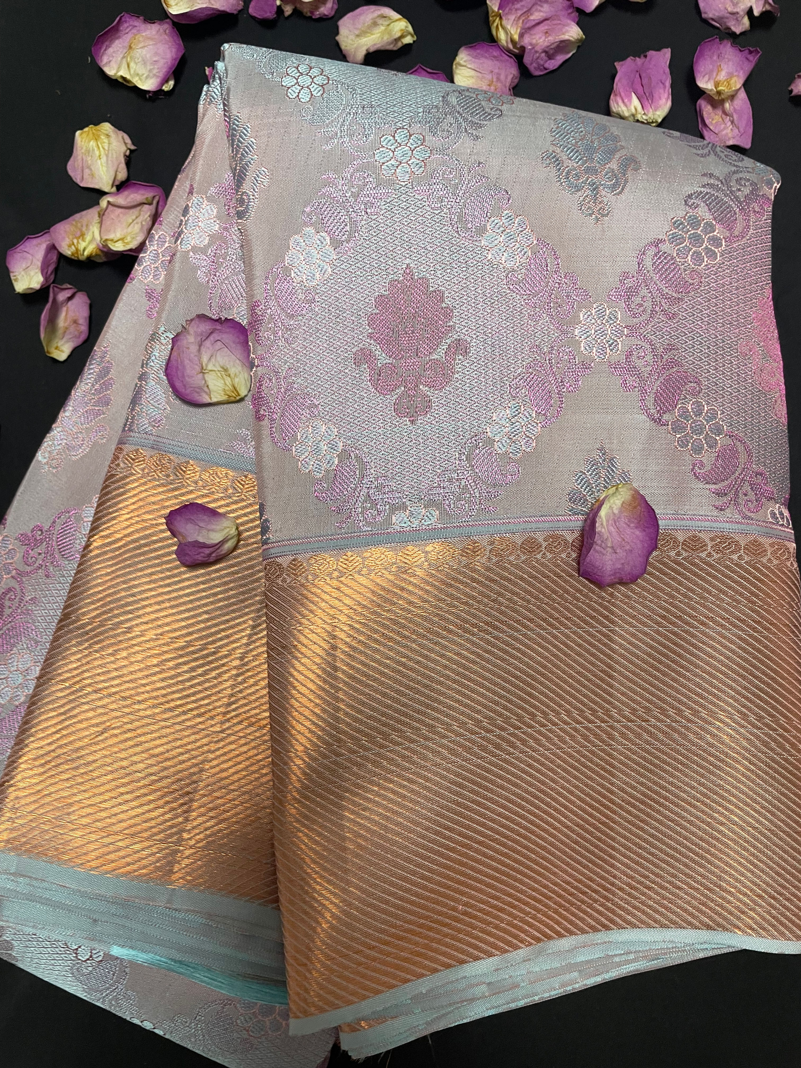 Pastel Violet Kanchipuram Pure Silk Bridal Saree with Rosegold zari