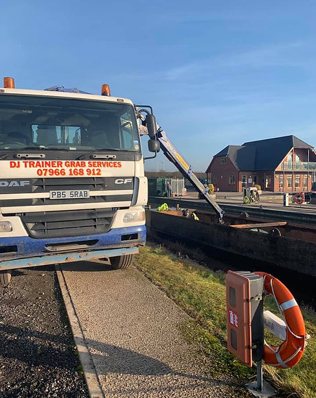 Grab loading services in Worcester.jpg