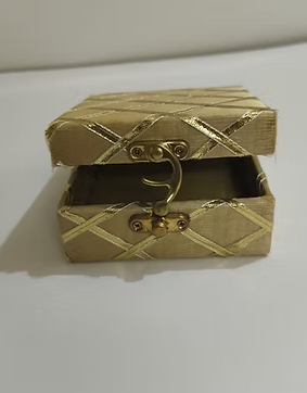 Thumbnail: Handcrafted Gift Box