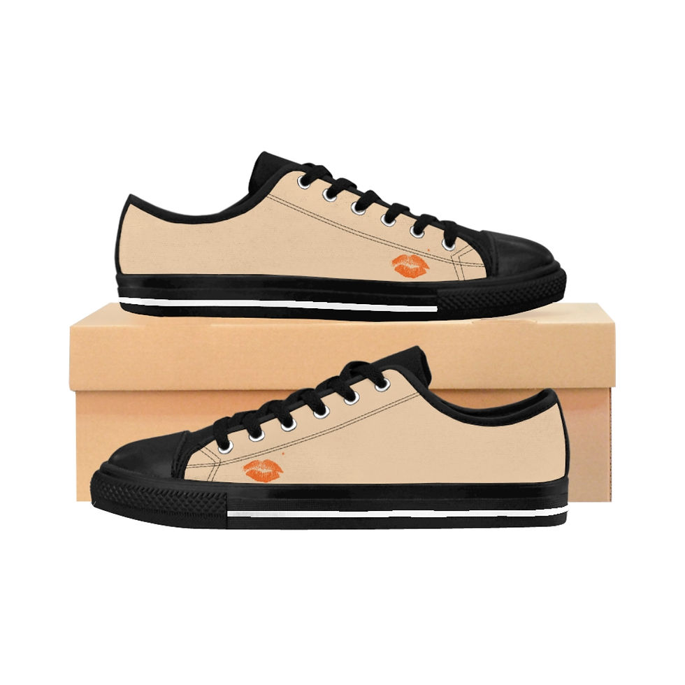 Miniatura: Marilyn Monroe's Unicolor Sneakers Since 1962
