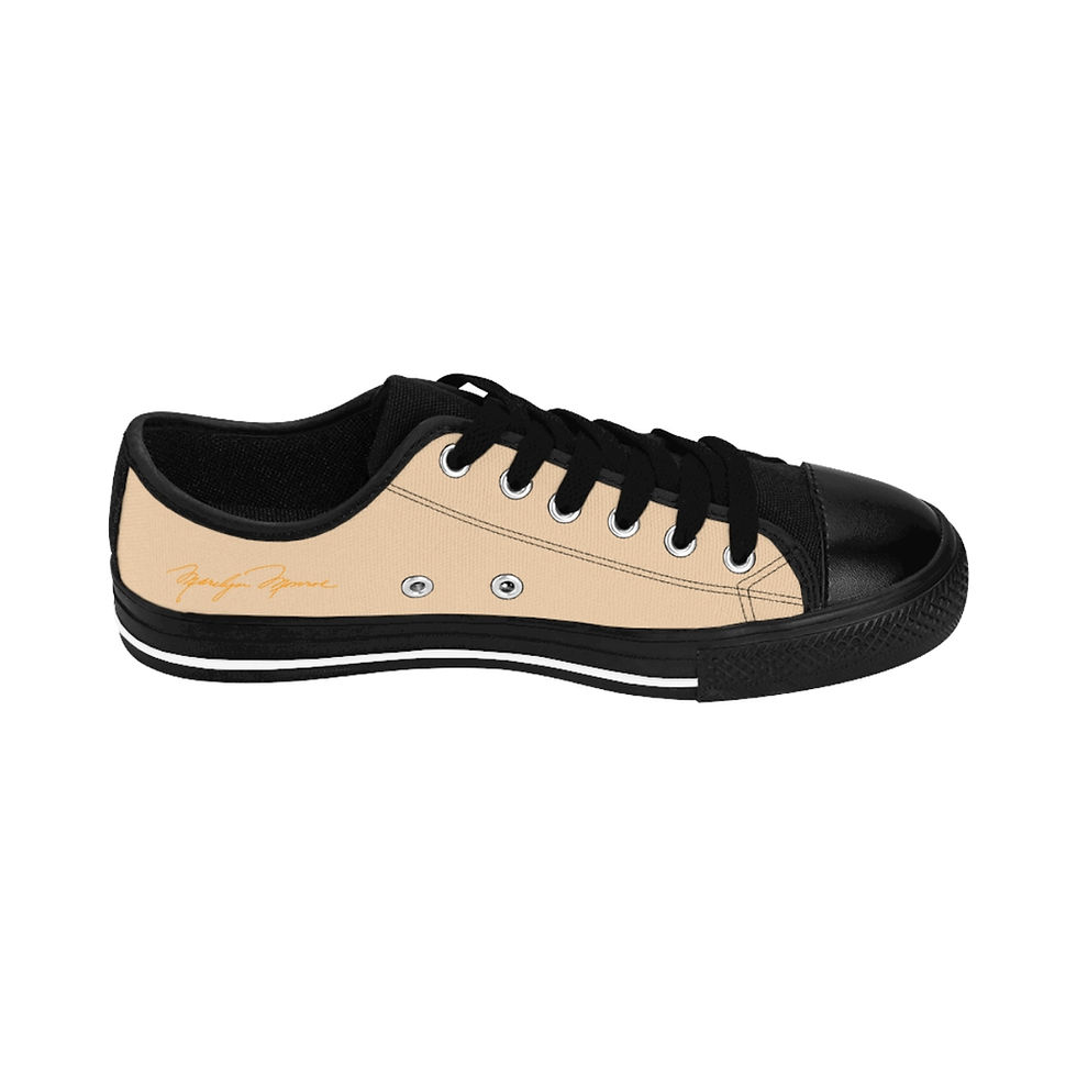 Miniatura: Marilyn Monroe's Unicolor Sneakers Since 1962