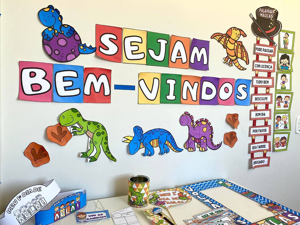Miniatura: Volta às aulas quatro temas - Safari, Fundo do Mar, Dinossauros e Crianças