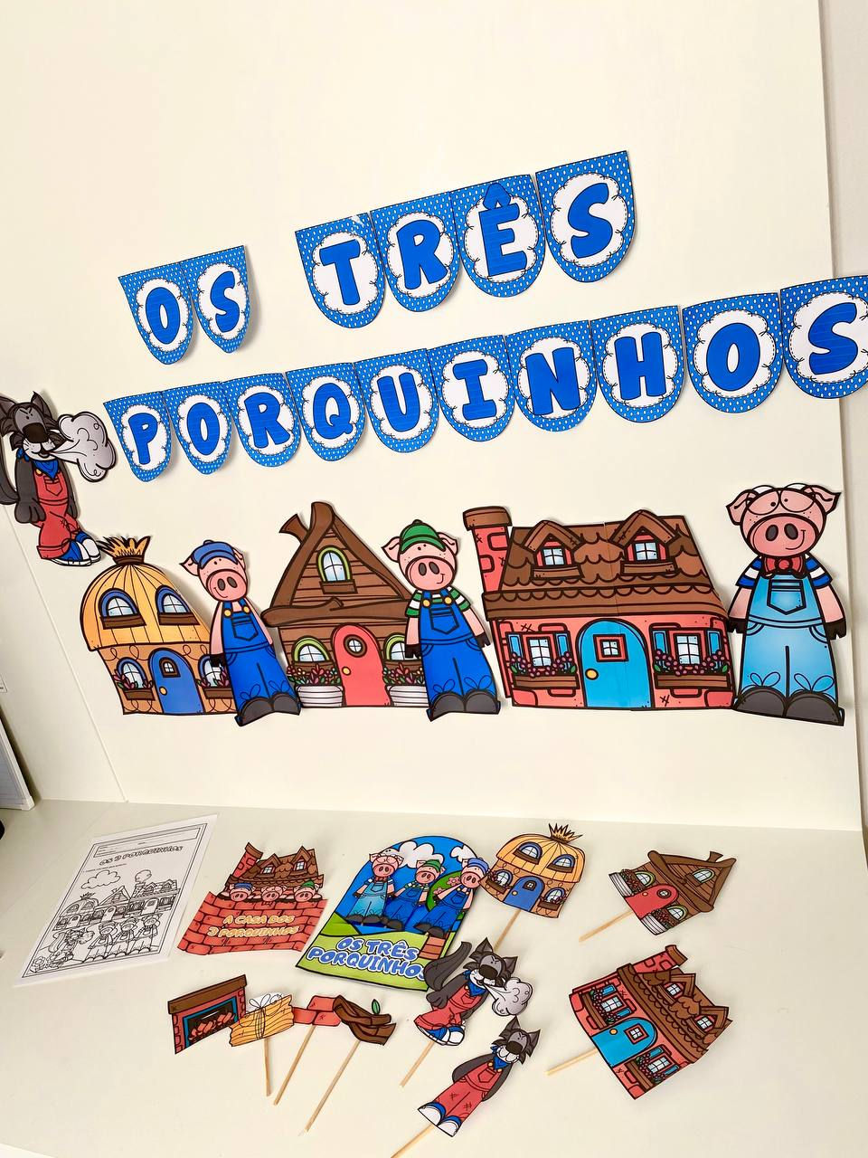Miniatura: Conto - Os três Porquinhos 🐷