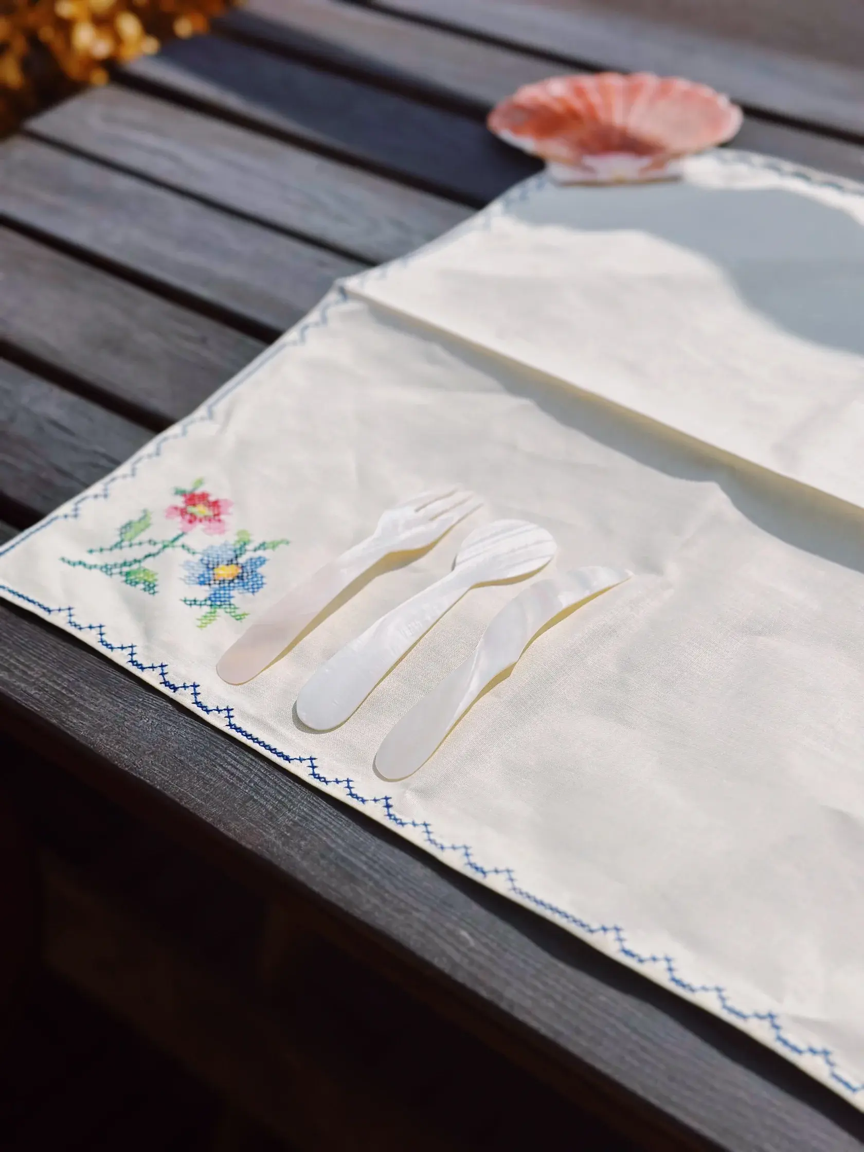 MOTHER Of Pearl Cutlery Set