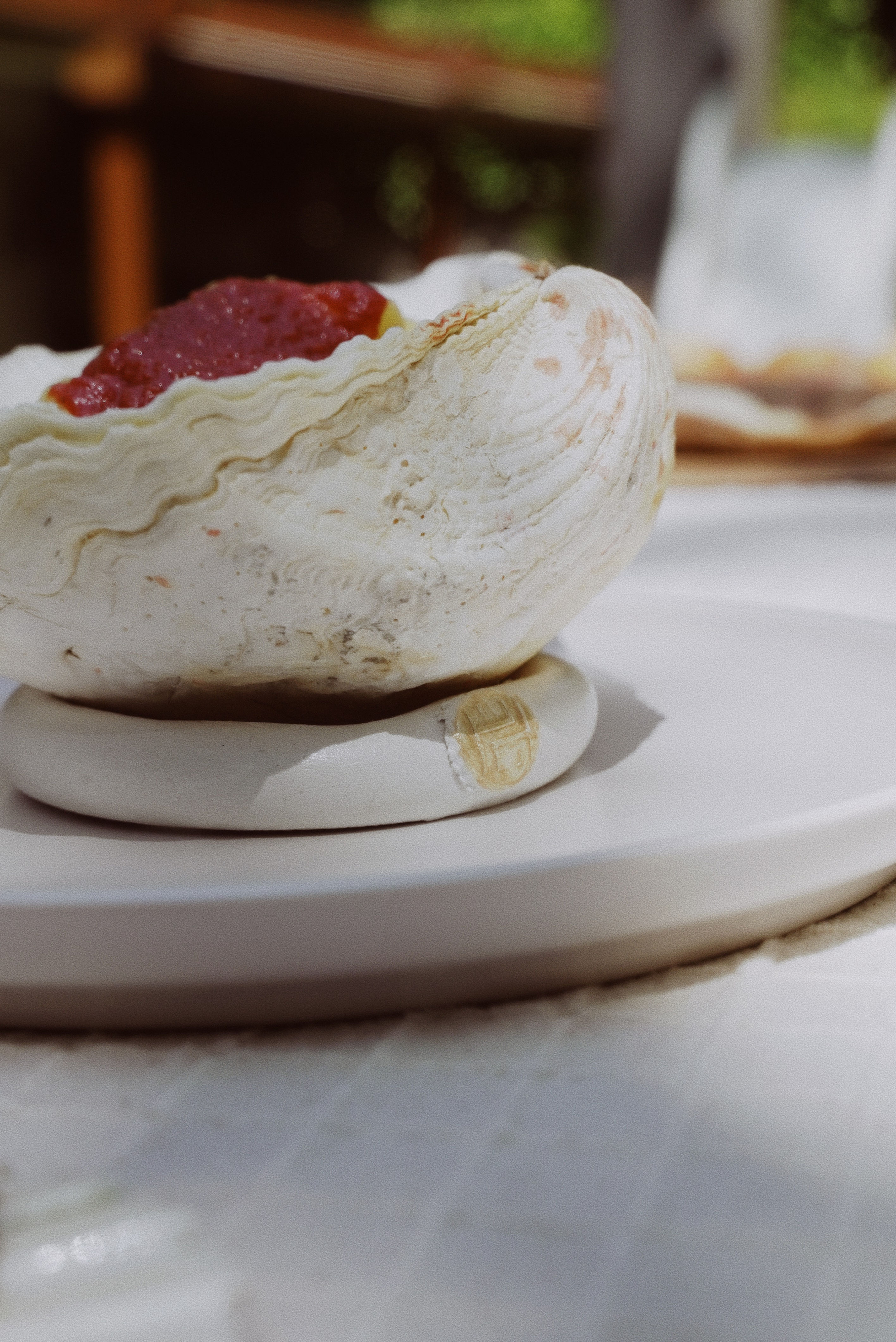 CHINA Clam Shell Bowl