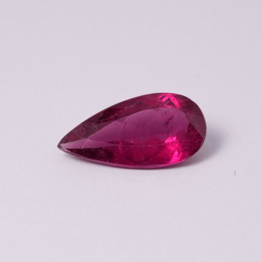 Turmalina Rubelita 3,85 ct