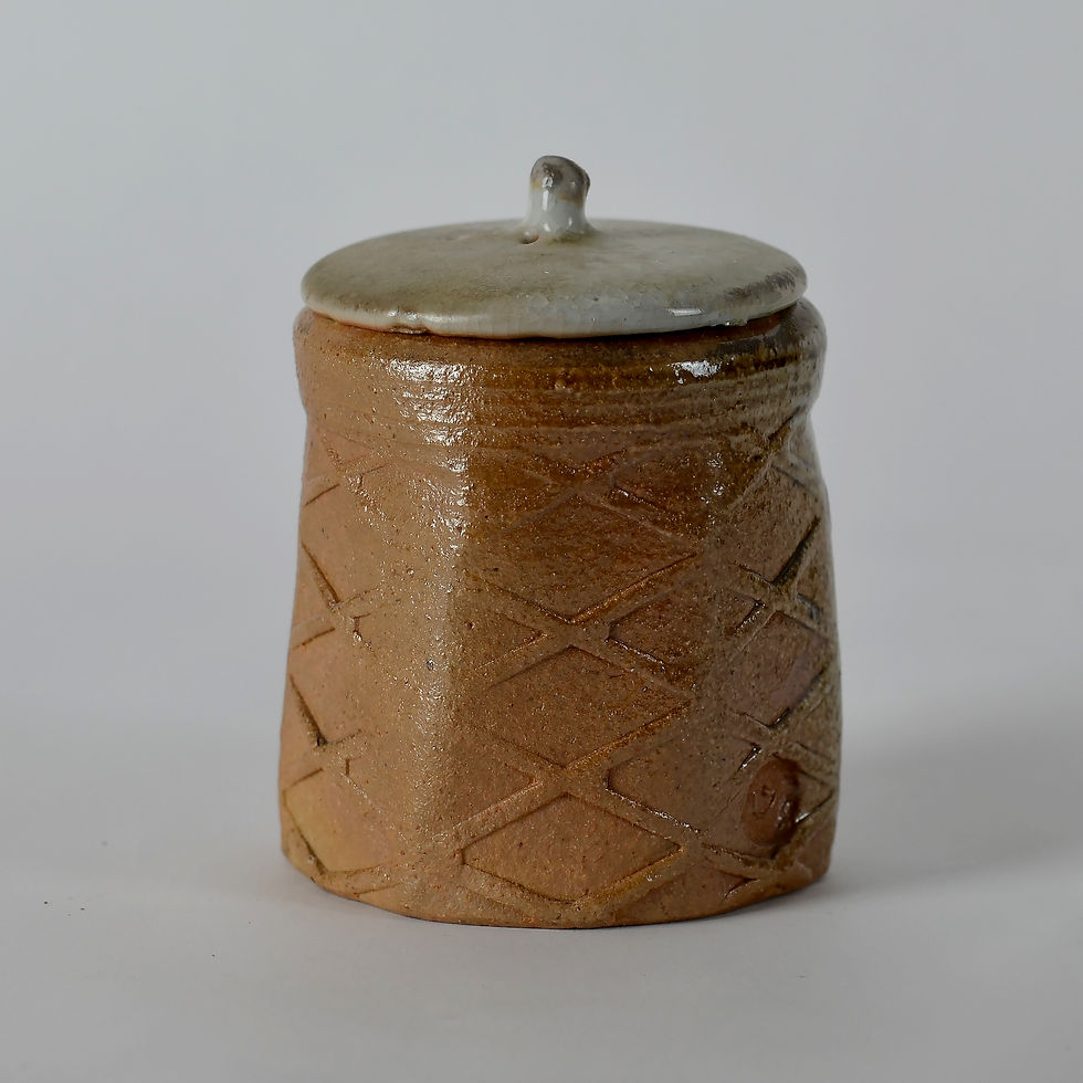 Miniatura: Lidded Box