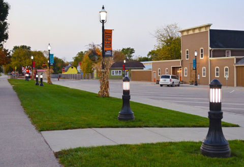 AL2601 Parking Lot LED Lights 6590SRLED and Oxford Lighting Bollards