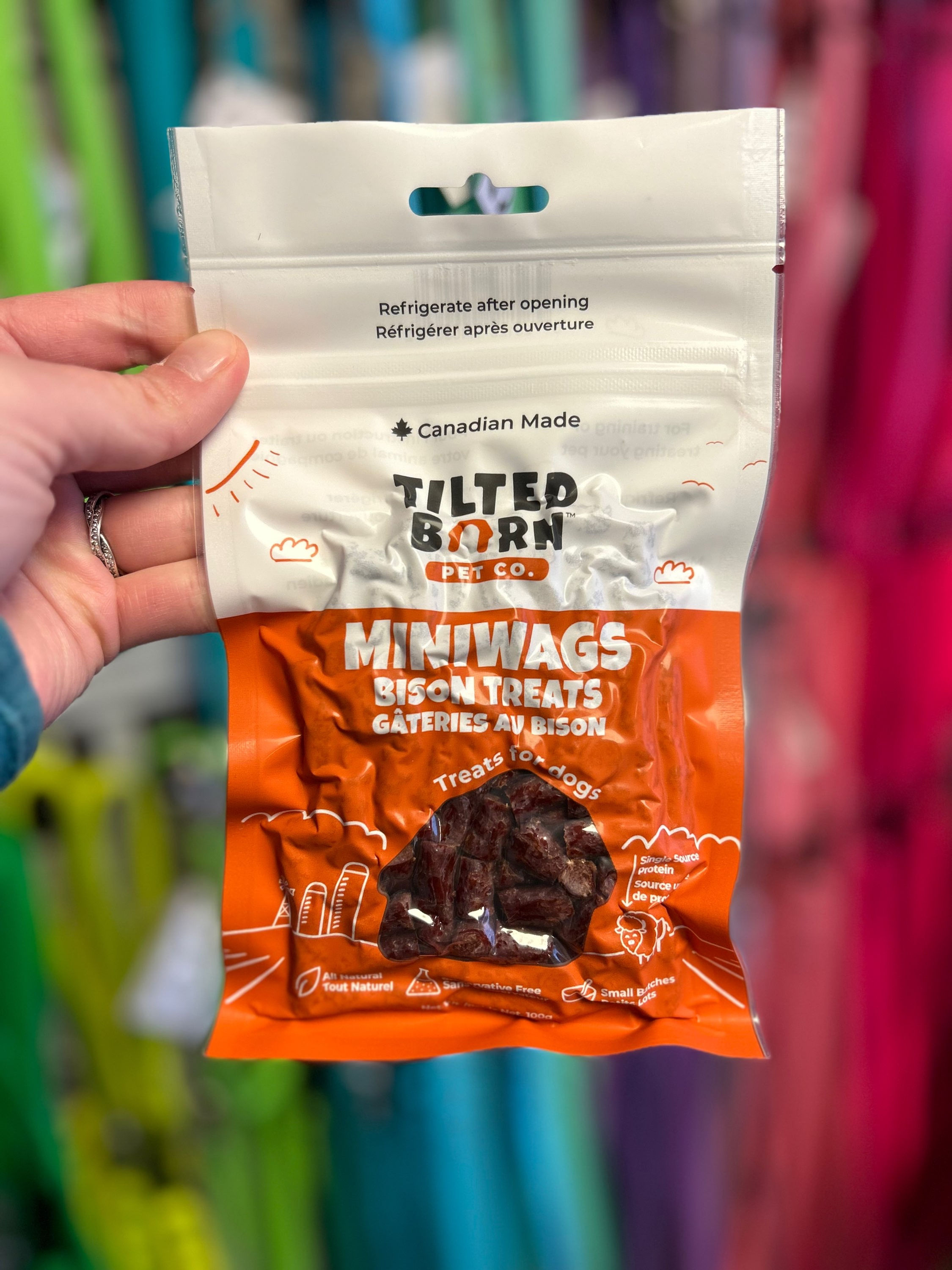 Tilted Barn Canadian Bison MiniWaggs
