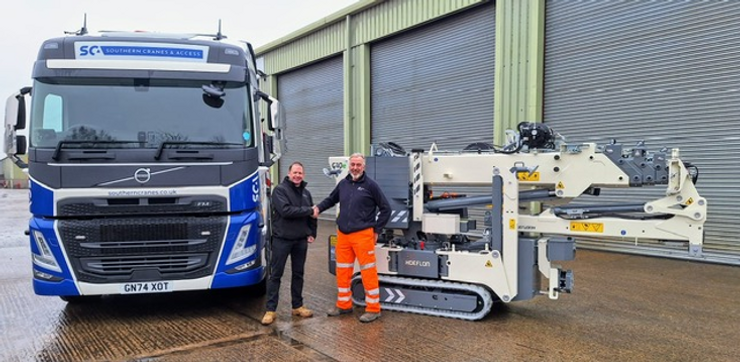 Hoeflon C10e on collection day from Hoeflon UK in Peterborough (L)- Jim Moon – Hoeflon UK (R) – Philip Walker – Southern Cranes